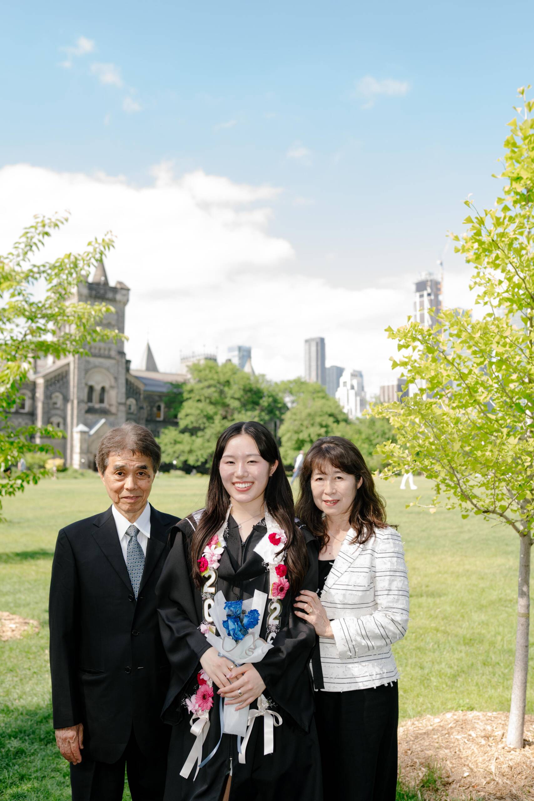 graduation pictures toronto graduation portraits toronto