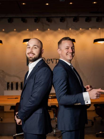 Professional Corporate Photographer In Mississauga
